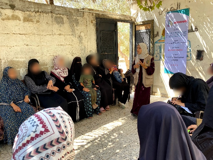 جمعية الدراسات النسوية تنظم جلسات توعية قانونية حول العنف المبني على النوع الاجتماعي في وسط غزة